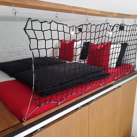 Solaris Apartment *